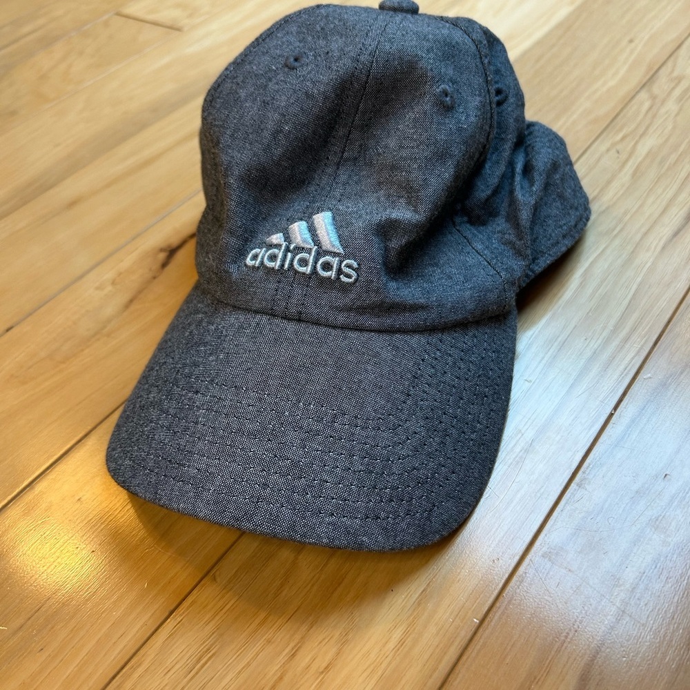 Adidas Climalite Charcoal Cotton baseball Cap with Logo for women - Picture 3 of 13